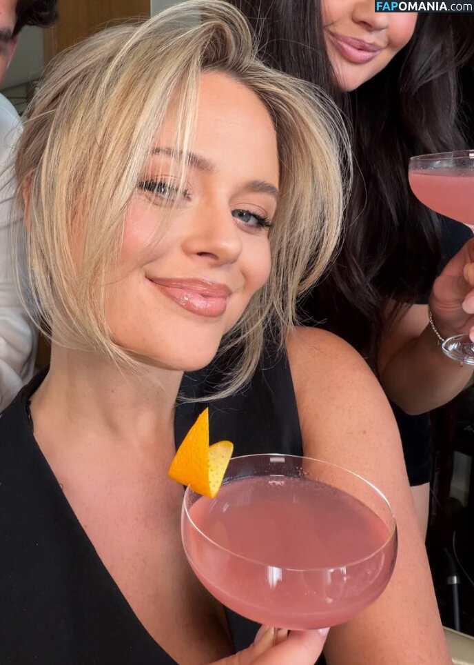 Emily Atack / emilyatack Naken OnlyFans  Läckta Foto #15