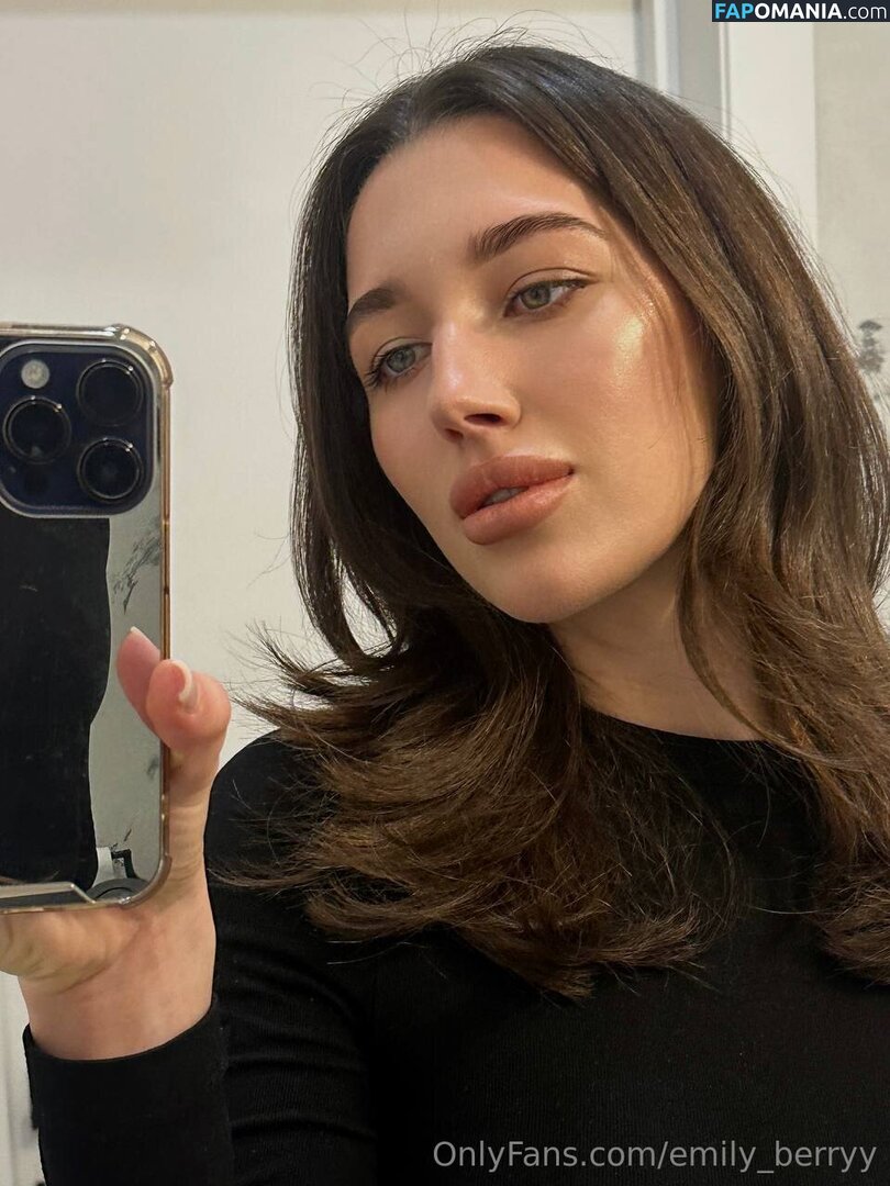 emily_berryy Naken OnlyFans  Läckta Foto #5