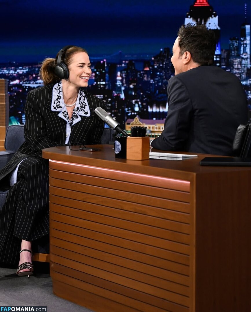 Emily Blunt / _emily_blunt_ / twogirlsoneblunt Naken OnlyFans  Läckta Foto #466