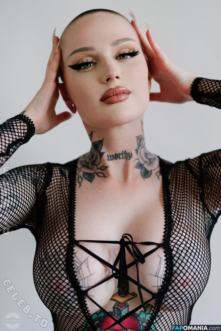 Emily Boring / embodoe / https: Naken OnlyFans  Läckta Foto #1