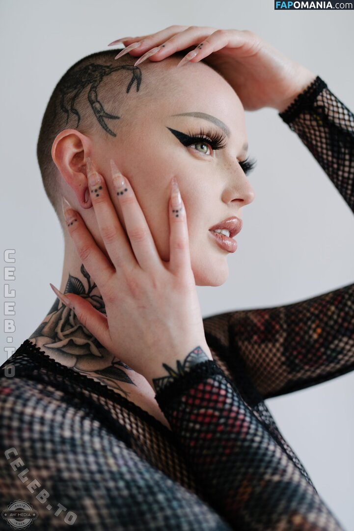 Emily Boring / embodoe / https: Naken OnlyFans  Läckta Foto #5