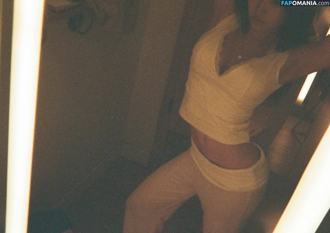 Emily Hung / dcyyy___ Naken OnlyFans  Läckta Foto #8