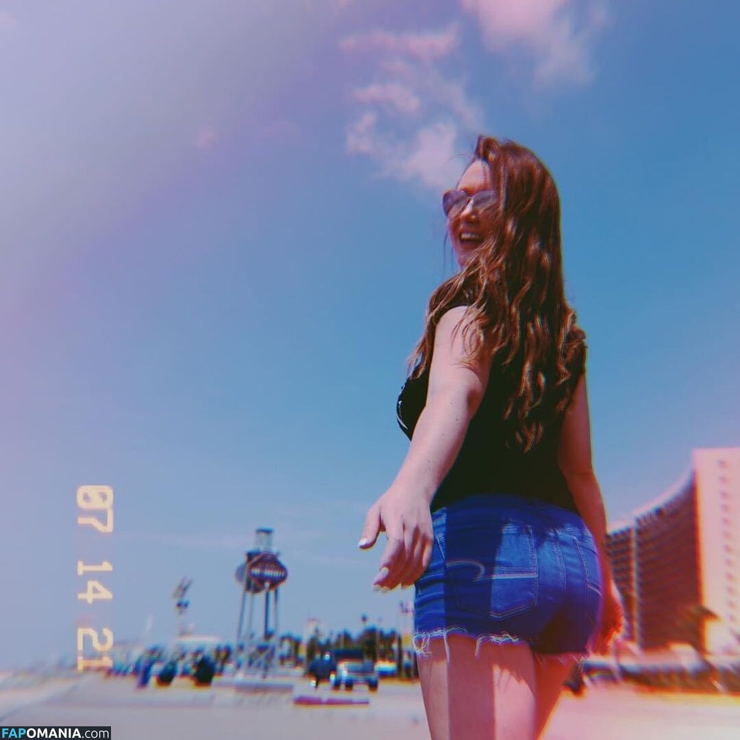 Emily James Naken OnlyFans  Läckta Foto #6