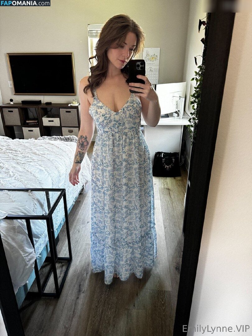 Emily Lynne / theemilylynne / themilylynne Naken OnlyFans  Läckta Foto #51