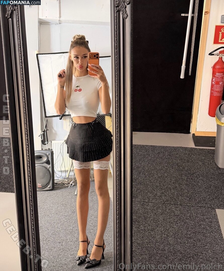 Emily Polch / emily.polch / emilypolch Naken OnlyFans  Läckta Foto #1
