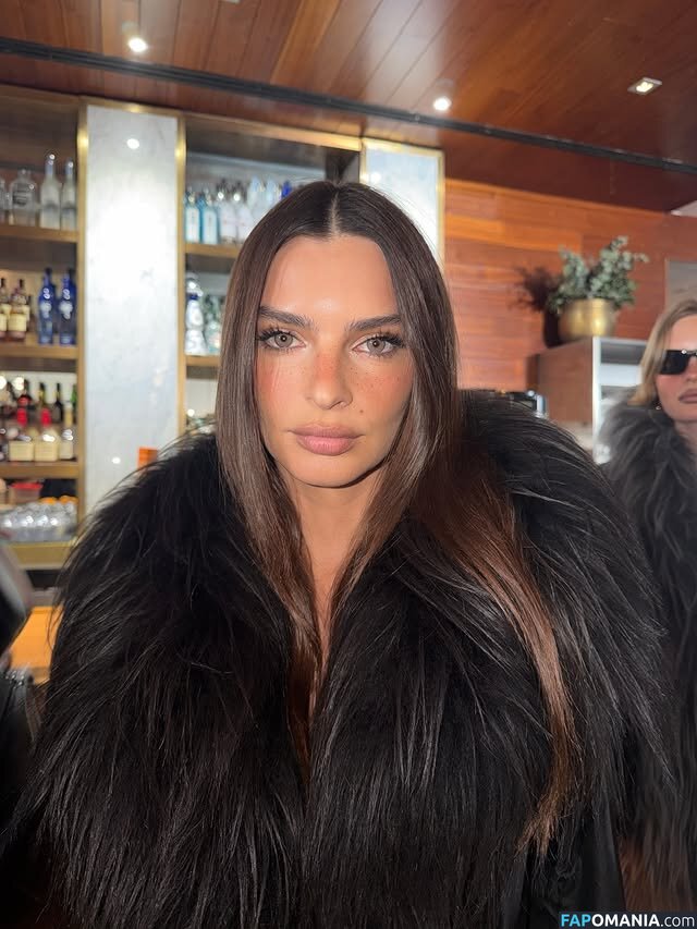 Emily Ratajkowski / Officialemilyratajkowski / emrata / https: Naken OnlyFans  Läckta Foto #39
