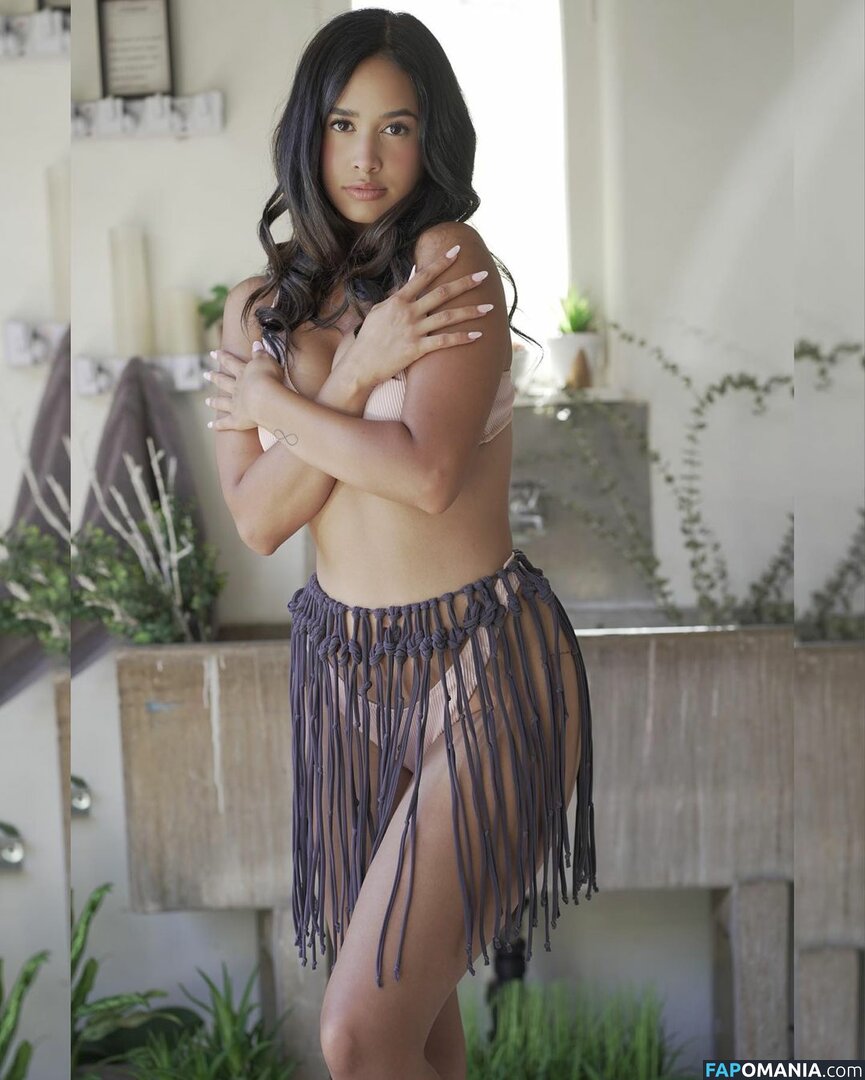 Emily Tosta / emilytosta Naken OnlyFans  Läckta Foto #153