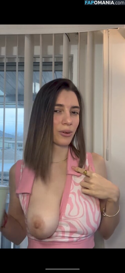 Emily Winterfell / emilysylraa / emilywinterfell / emilyxvirel / emilyxvirel... Naken OnlyFans  Läckta Foto #2