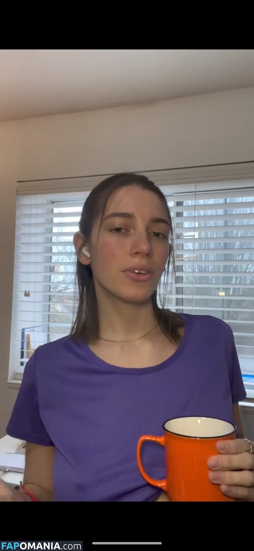 Emily Winterfell / emilysylraa / emilywinterfell / emilyxvirel / emilyxvirel... Naken OnlyFans  Läckta Foto #3