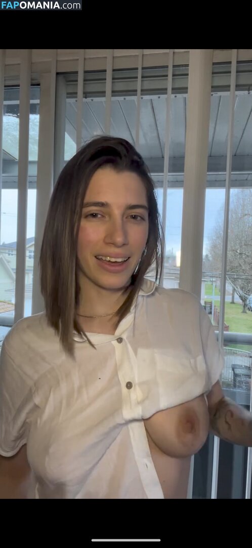 Emily Winterfell / emilysylraa / emilywinterfell / emilyxvirel / emilyxvirel... Naken OnlyFans  Läckta Foto #6