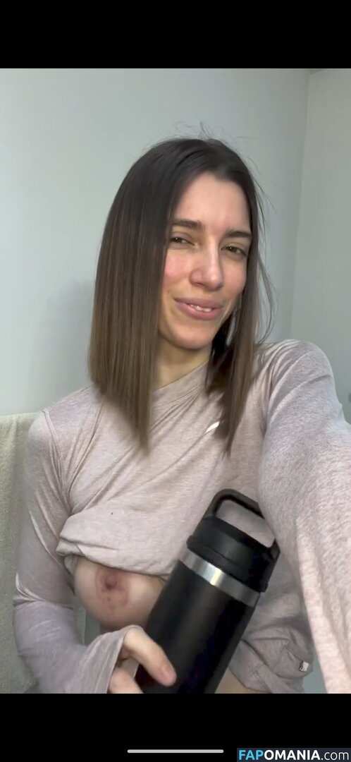 Emily Winterfell / emilysylraa / emilywinterfell / emilyxvirel / emilyxvirel... Naken OnlyFans  Läckta Foto #11