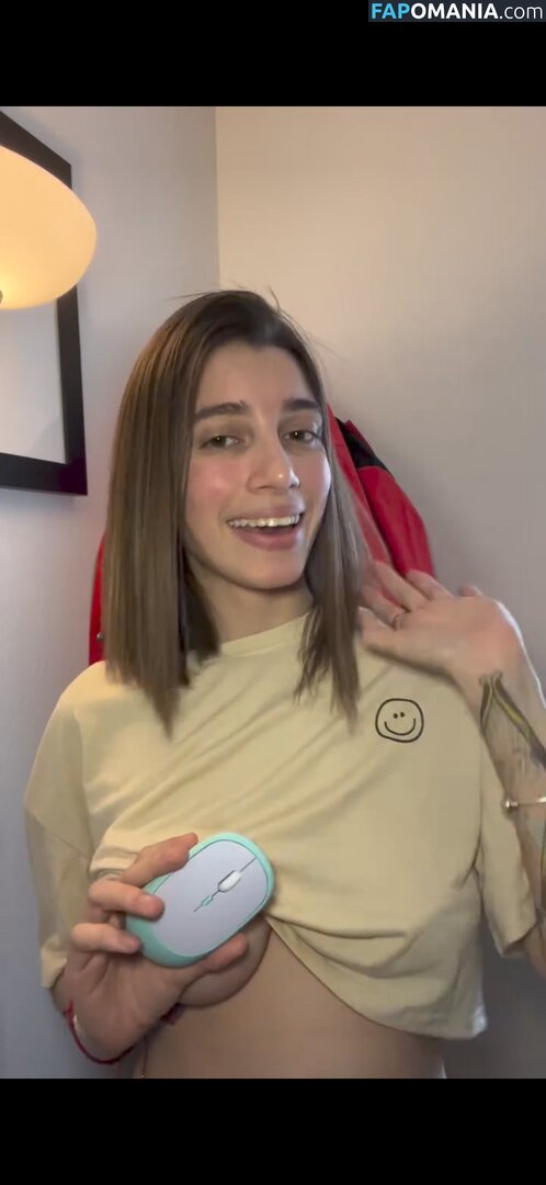 Emily Winterfell / emilysylraa / emilywinterfell / emilyxvirel / emilyxvirel... Naken OnlyFans  Läckta Foto #16