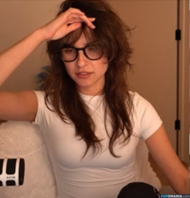 emilydaniellam / emilylynne / meilylol / valkyrae assistant Naken OnlyFans  Läckta Foto #2