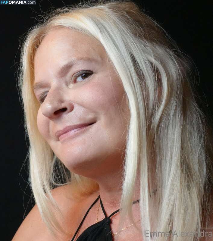 Emma Alexandra / emmaalexandrapage / uniquilyyours Naken OnlyFans  Läckta Foto #13