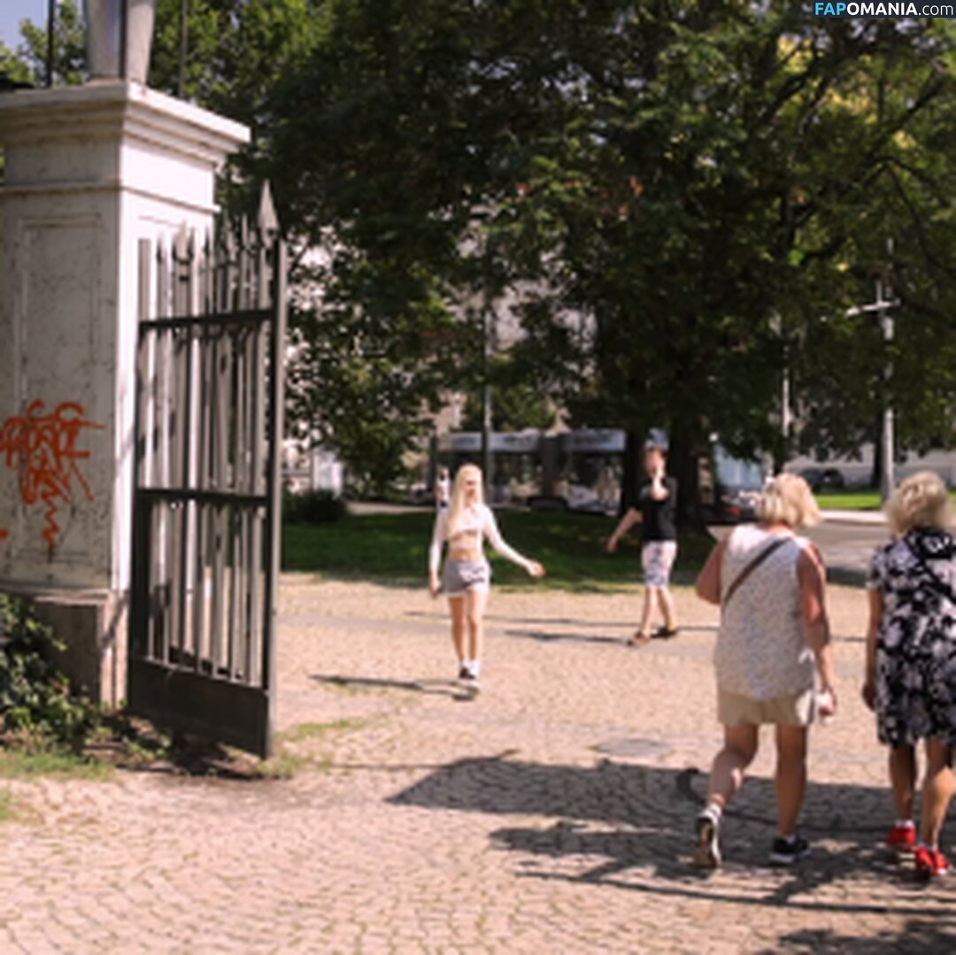 Emma White / Isabel Dolcè / YourEmmaWhite / emmadiary / shamelessrabbit Naken OnlyFans  Läckta Foto #180