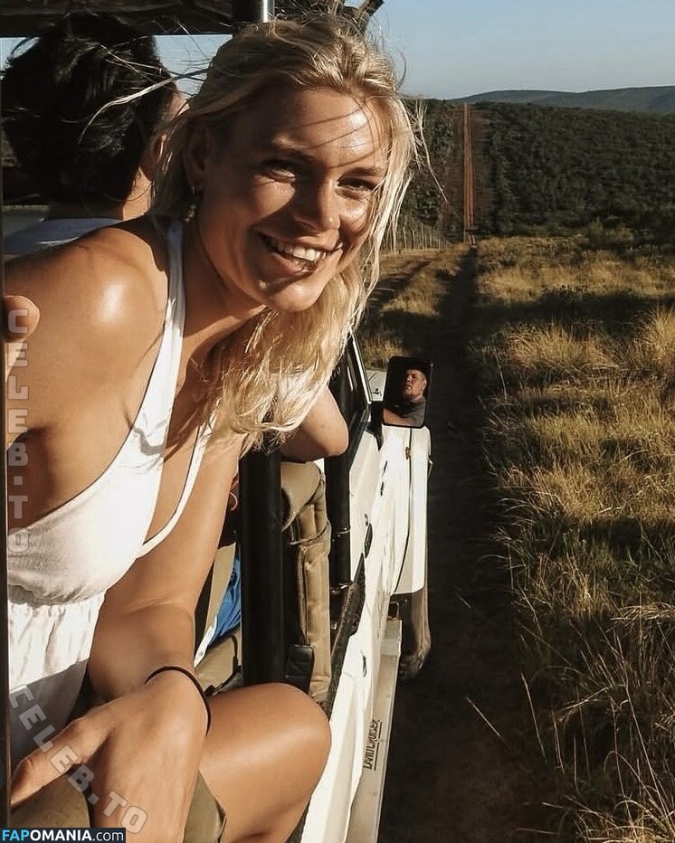 Emmi Schmidt / emmismd Naken OnlyFans  Läckta Foto #14
