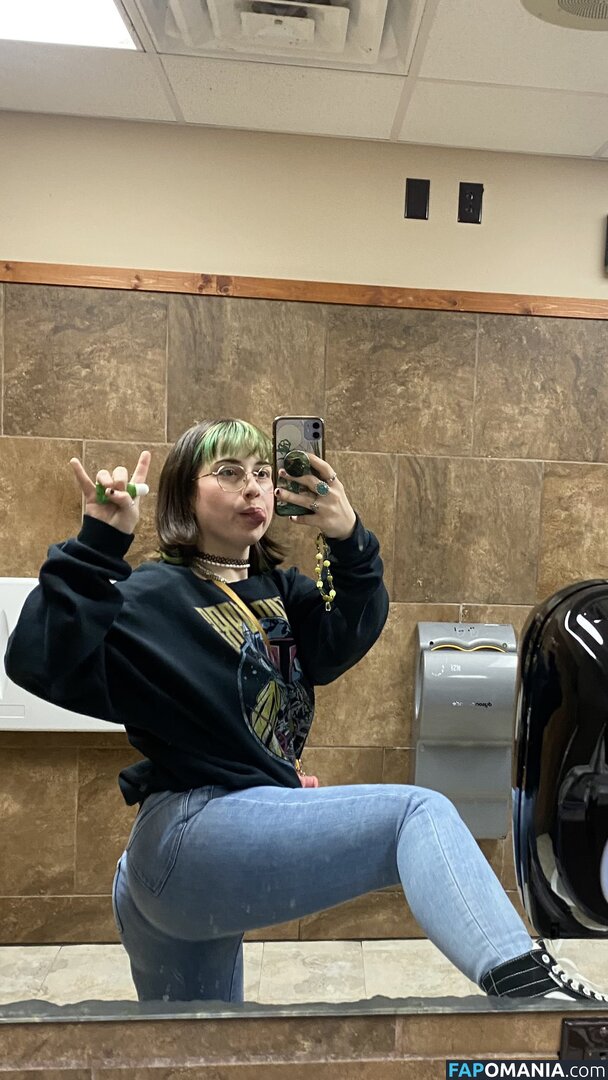 emocranberries / emocranberry Naken OnlyFans  Läckta Foto #2