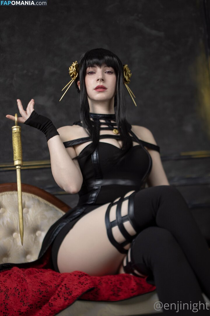 Enji Night Naken OnlyFans  Läckta Foto #2