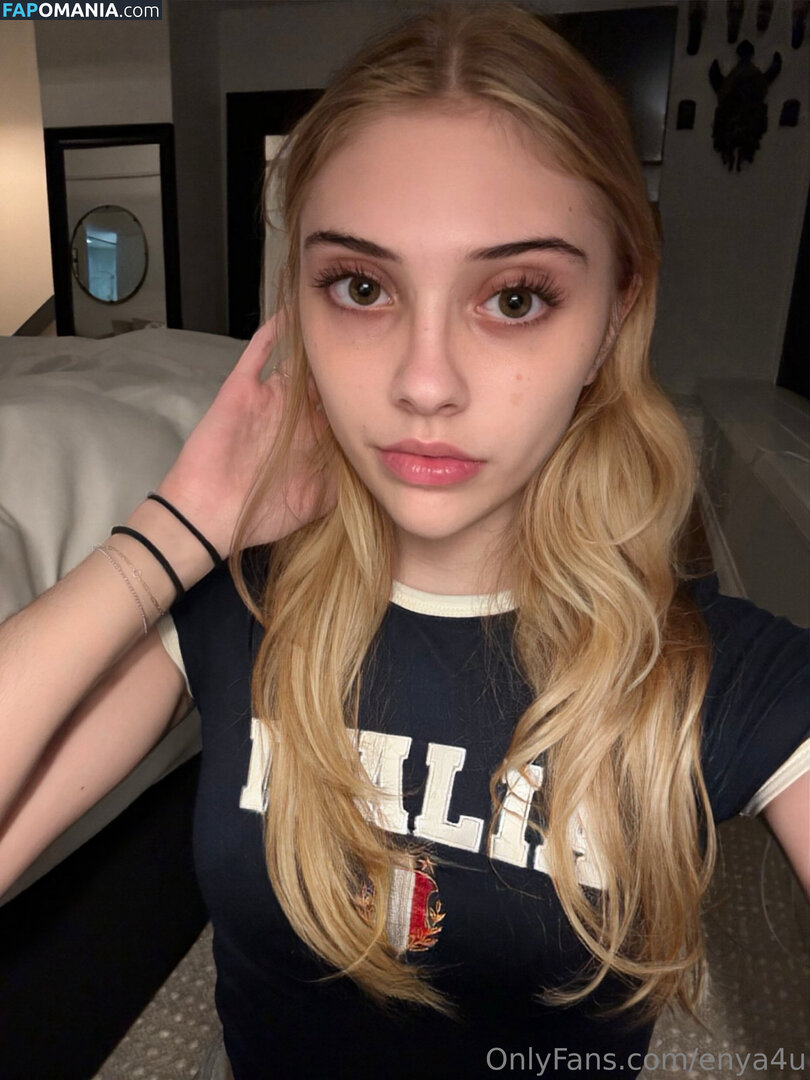 enya4u Naken OnlyFans  Läckta Foto #10