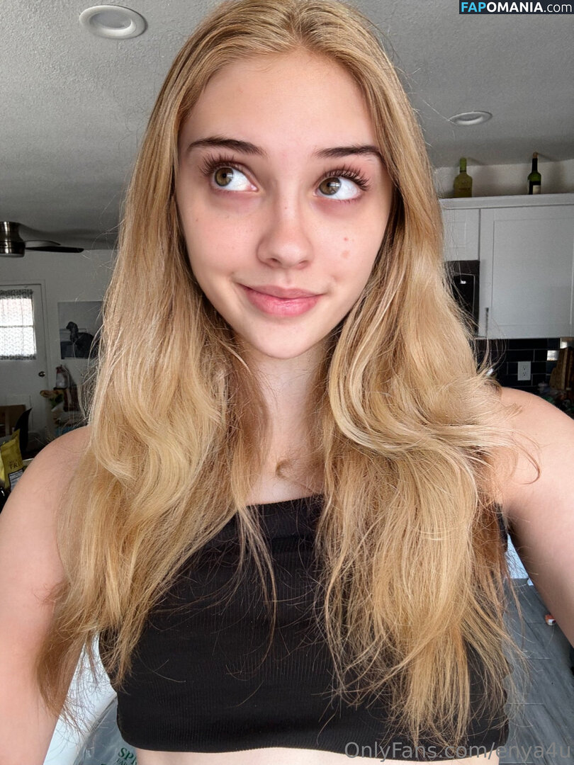 enya4u Naken OnlyFans  Läckta Foto #16