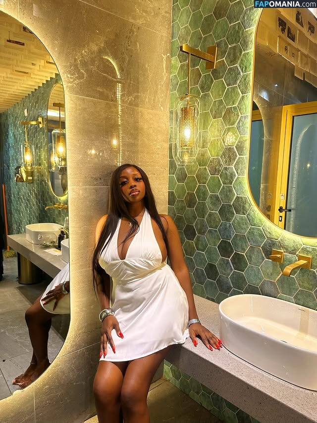 Erimegar Naken OnlyFans  Läckta Foto #2