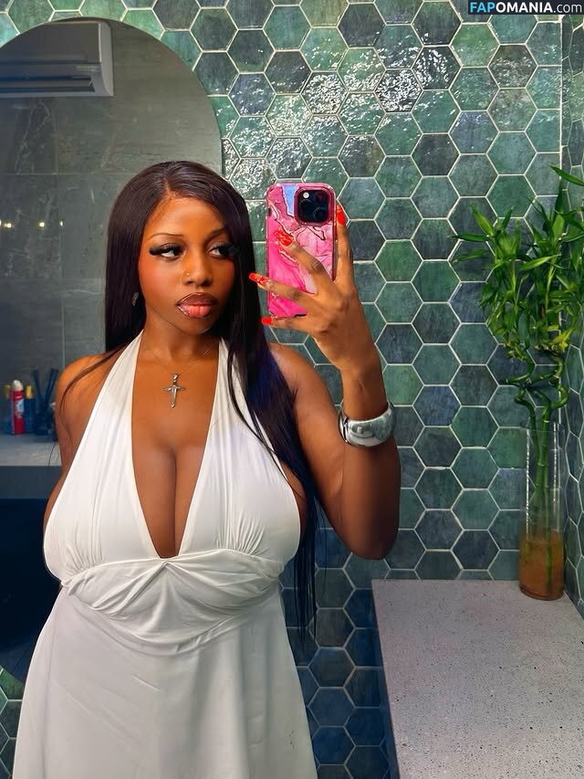 Erimegar Naken OnlyFans  Läckta Foto #3