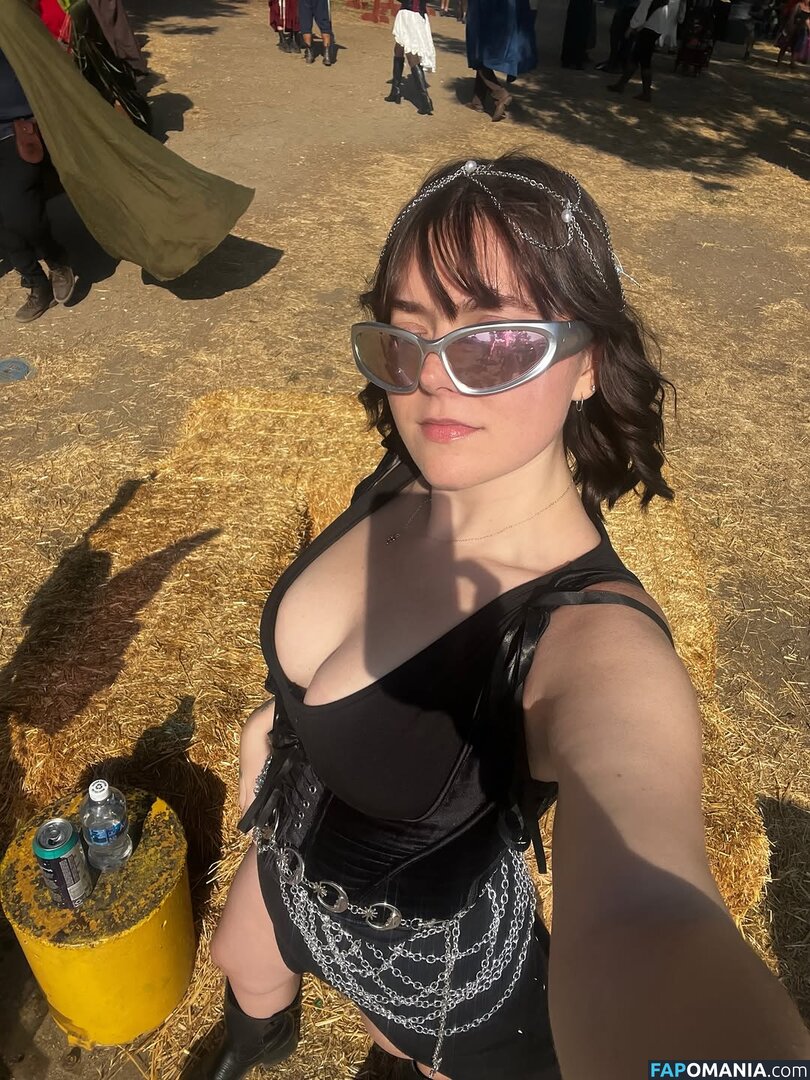 Erin Dougal / Smosh / erindougal Naken OnlyFans  Läckta Foto #8