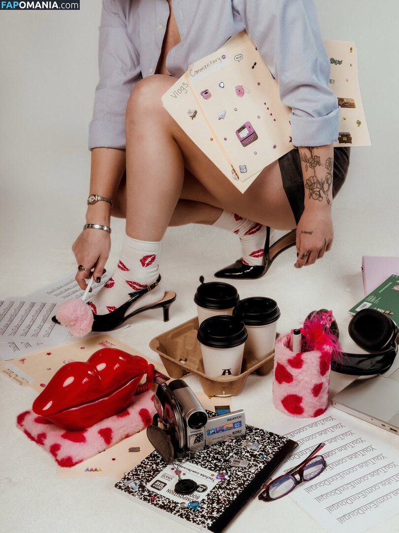 Erin Dougal / Smosh / erindougal Naken OnlyFans  Läckta Foto #14