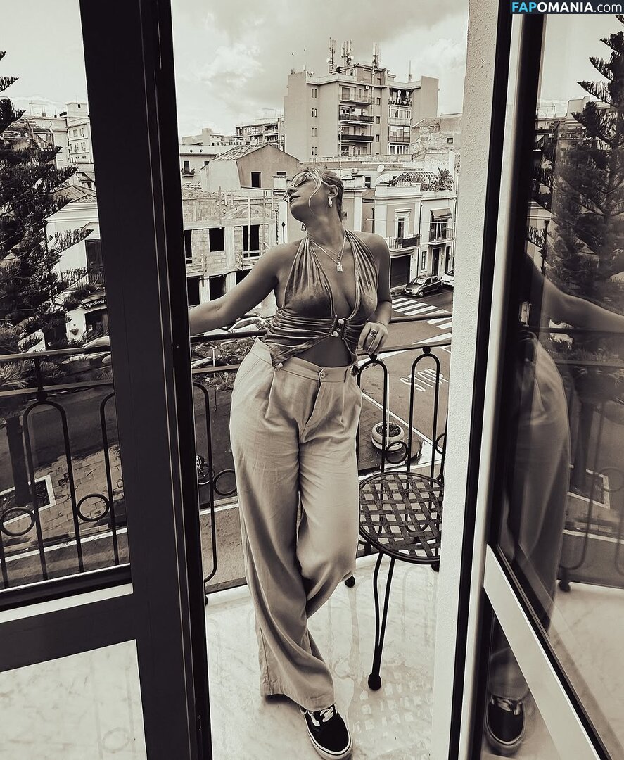 Erin Fay / avrilbaby / erinlfay Naken OnlyFans  Läckta Foto #8