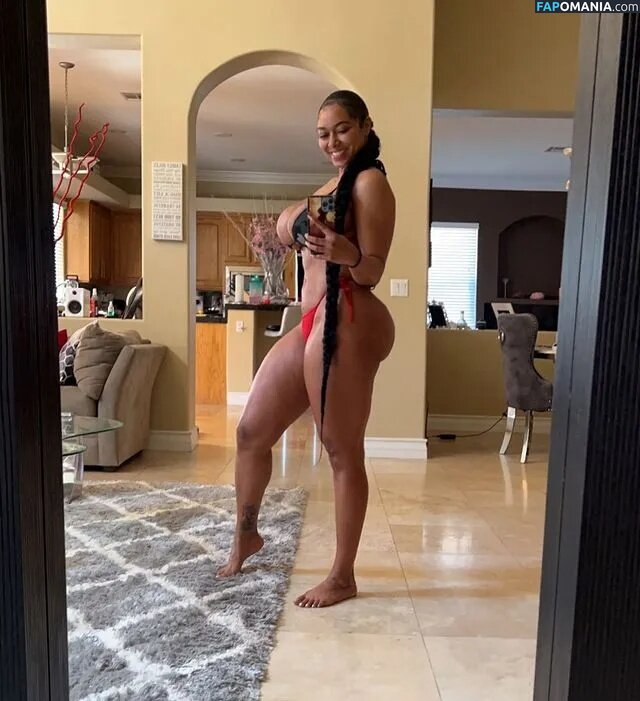 Esther Baxter / estherbaxter / https: Naken OnlyFans  Läckta Foto #8