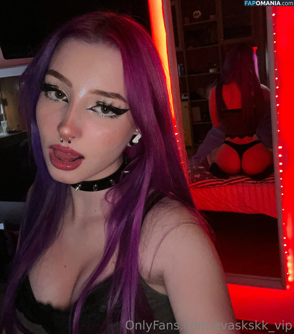 Eva Cappellini / accountsatanico / evaskskk Naken OnlyFans  Läckta Foto #17