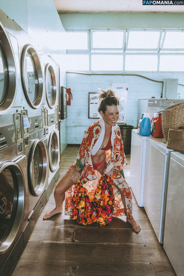 Evangeline Lilly / EvangelineLilly / evangelinelillyofficial / https: / lilyevangeline Naken OnlyFans  Läckta Foto #73