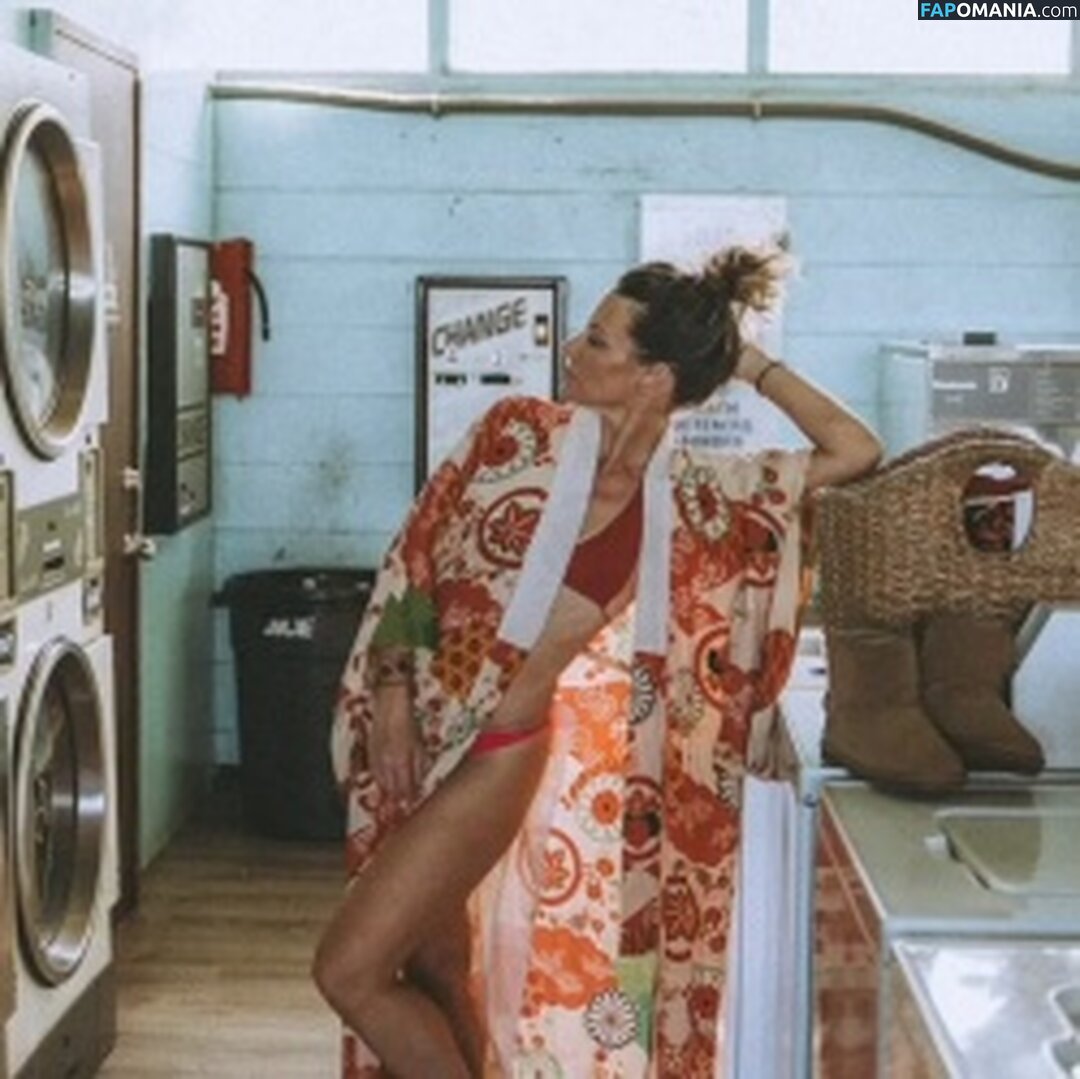 Evangeline Lilly / EvangelineLilly / evangelinelillyofficial / https: / lilyevangeline Naken OnlyFans  Läckta Foto #78