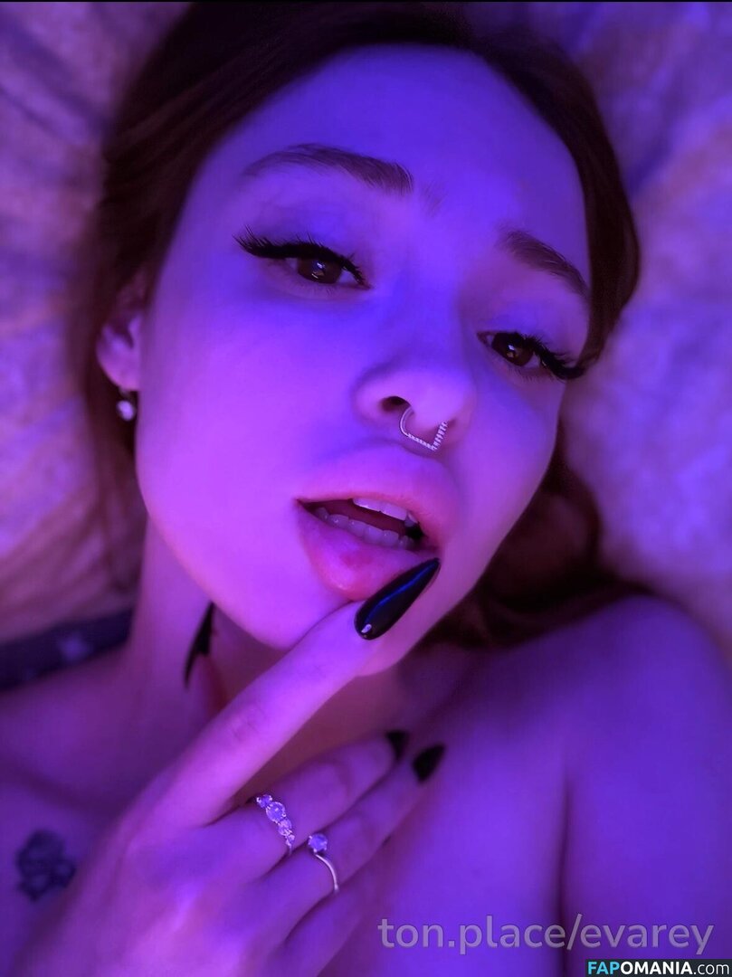 EvaRmore / MyEva / eva.rmore_ / evarey / evarmore... / evarmore_ / https: Naken OnlyFans  Läckta Foto #6