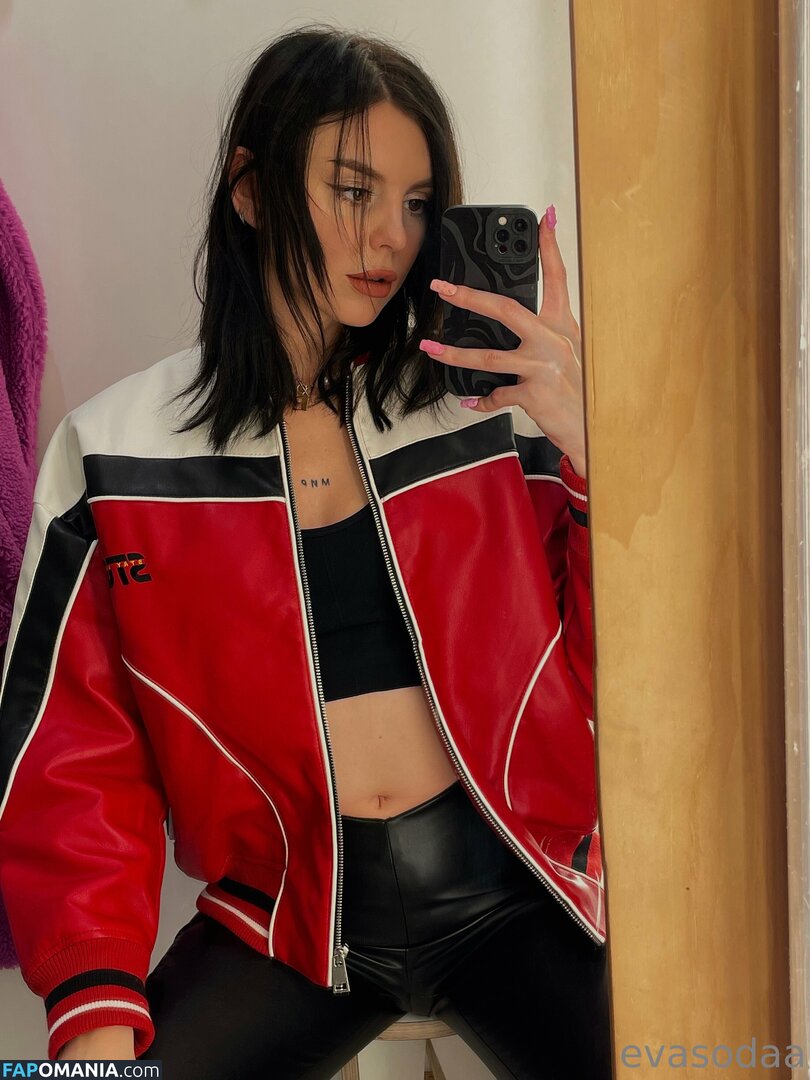 evasoda / evasodaa Naken OnlyFans  Läckta Foto #95