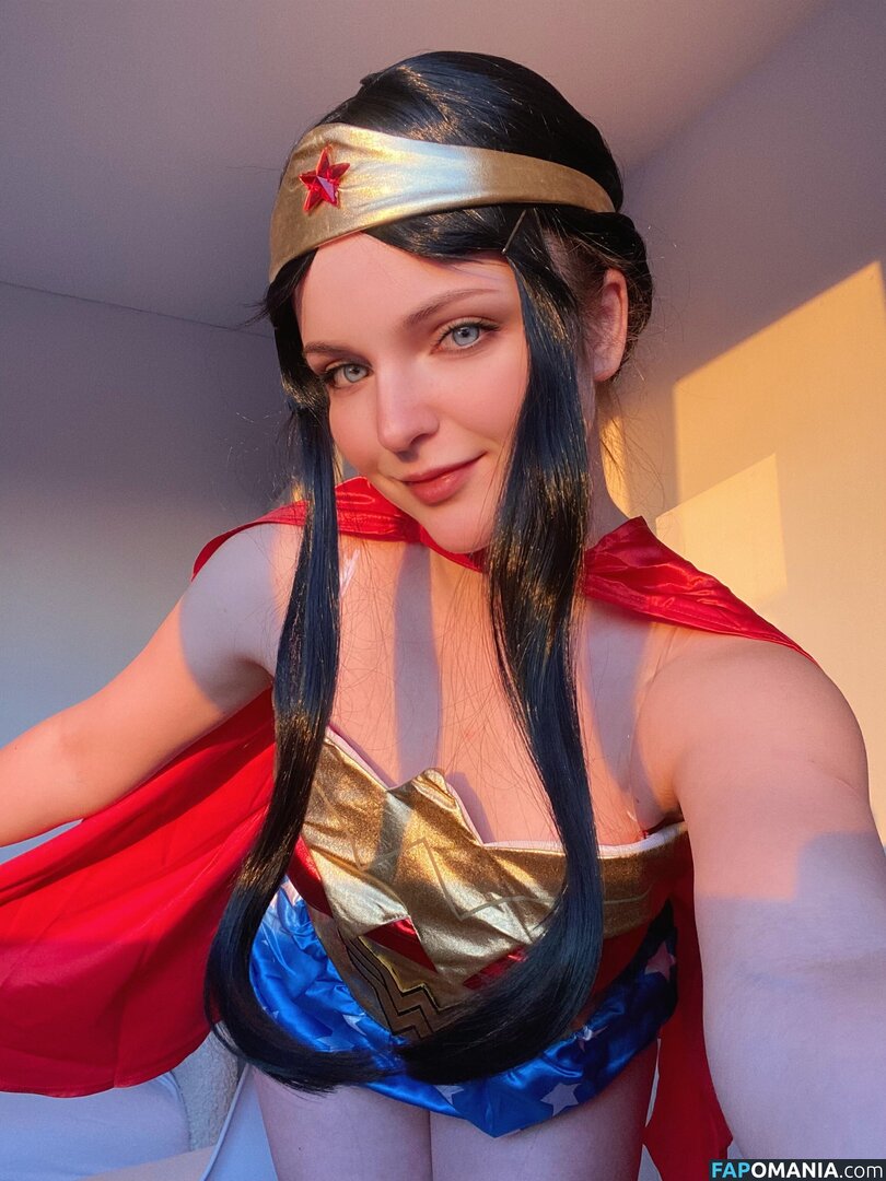 Evelynn / MagicalEvi / crohnssquare2 / evelyn.magical / https: / magicalevelynn Naken OnlyFans  Läckta Foto #6