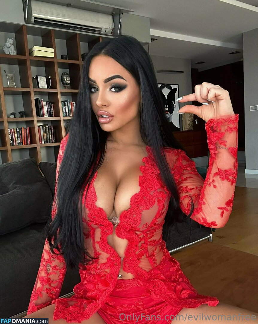 evilqueenpriv / evilwomanfree Naken OnlyFans  Läckta Foto #63
