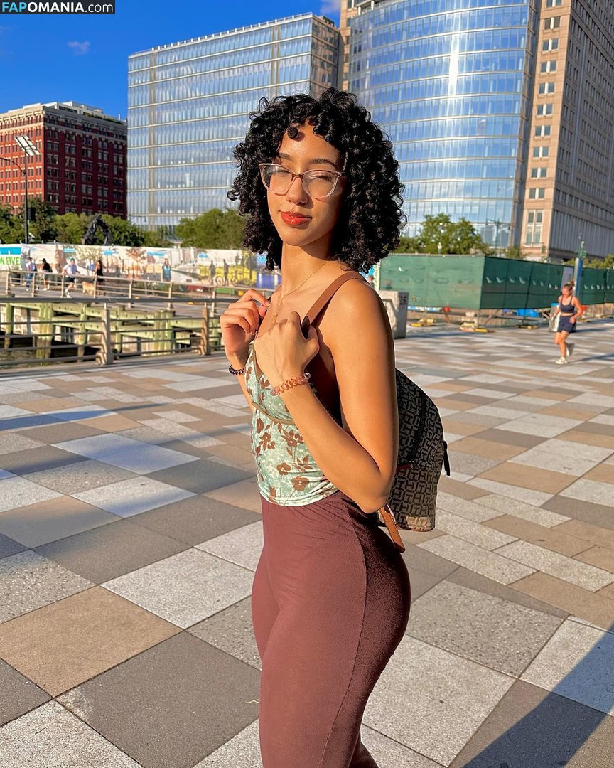 eliana / ewmxt / lalayravo / woahnatty Naken OnlyFans  Läckta Foto #34