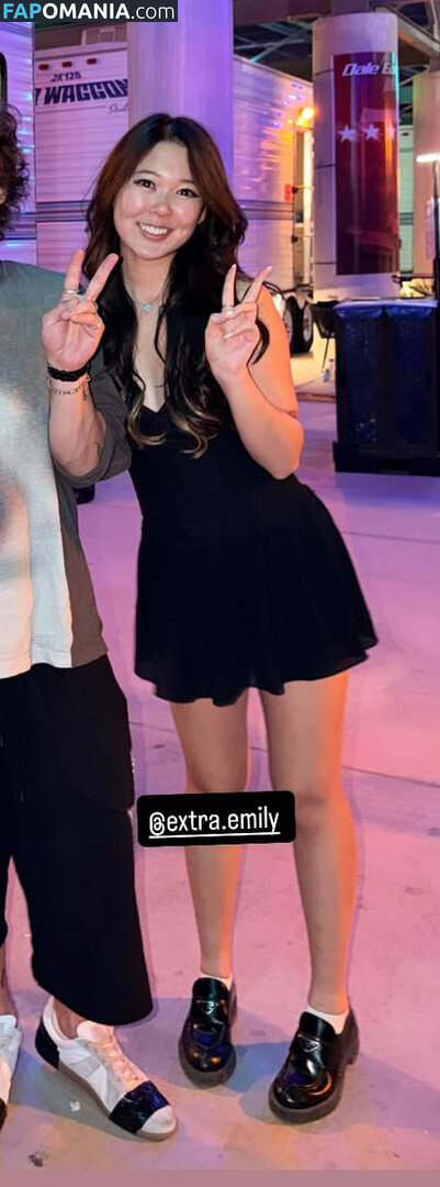 ExtraEmily / extra.emilay / extra.emily / extraemilyy / extremly_cute Naken OnlyFans  Läckta Foto #9