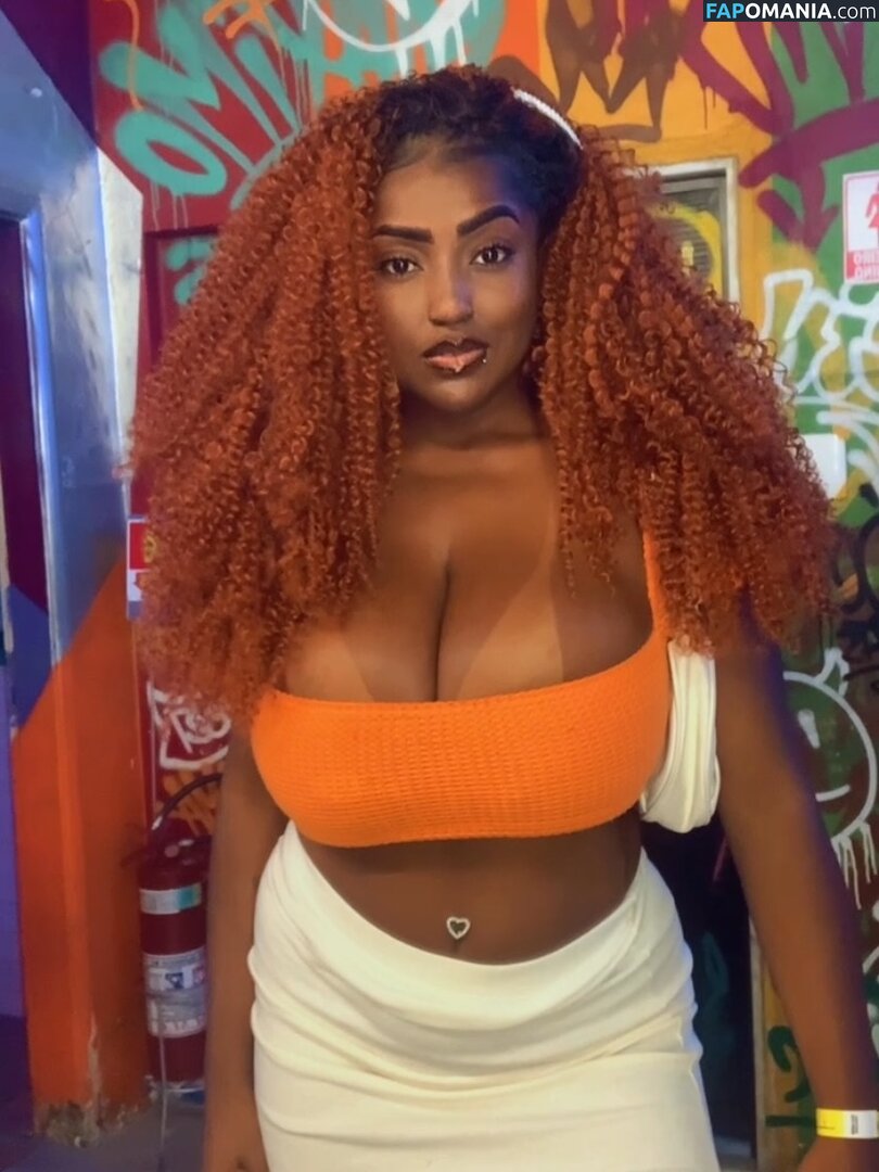 Faellaz12 / Rafaella Nogueira Naken OnlyFans  Läckta Foto #1