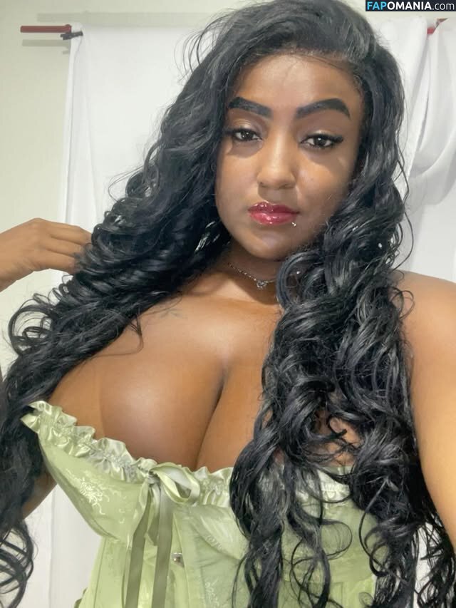 Faellaz12 / Rafaella Nogueira Naken OnlyFans  Läckta Foto #2
