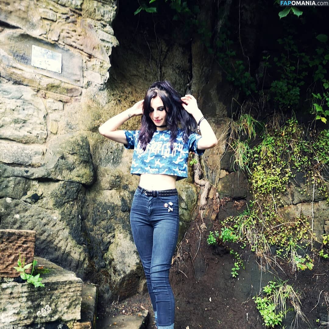 falseangel / falseangelx / xfalse_angelx Naken OnlyFans  Läckta Foto #3