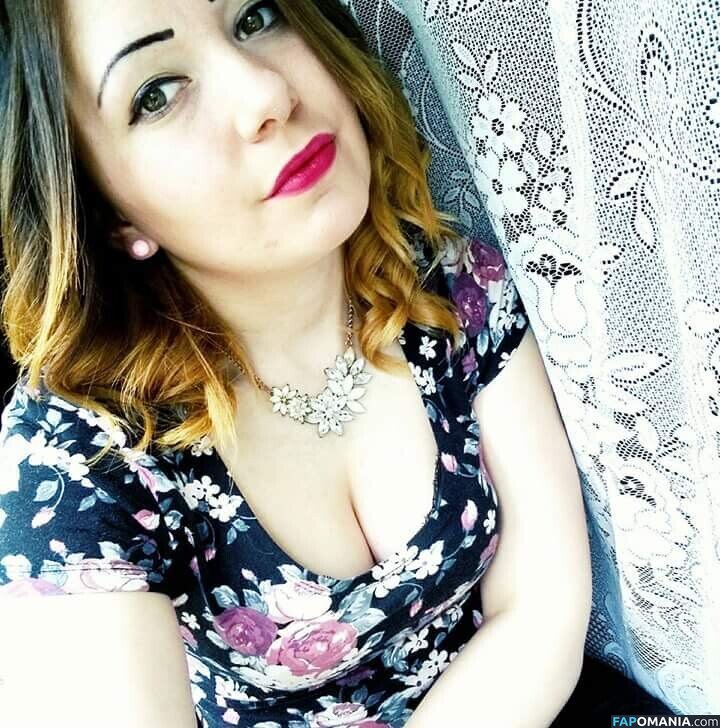 Fehérvári Lányok / Fejér Megyei / Székesfehérvári / sebestyenbianka1 Naken OnlyFans  Läckta Foto #10