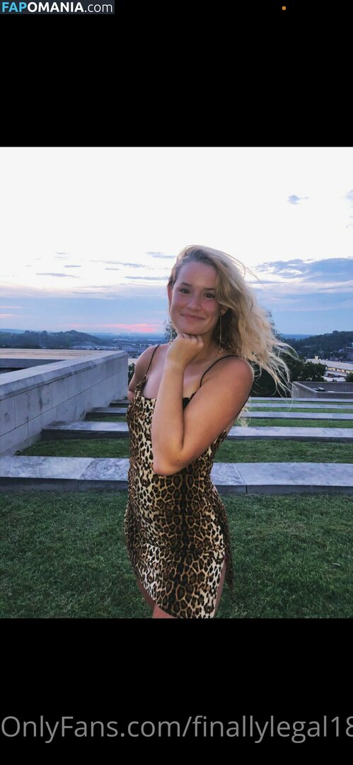 finallylegal18 / hazel_beauti Naken OnlyFans  Läckta Foto #441