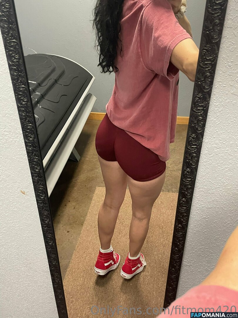Elizabeth / fitmom420 / fitmomology42 Naken OnlyFans  Läckta Foto #12