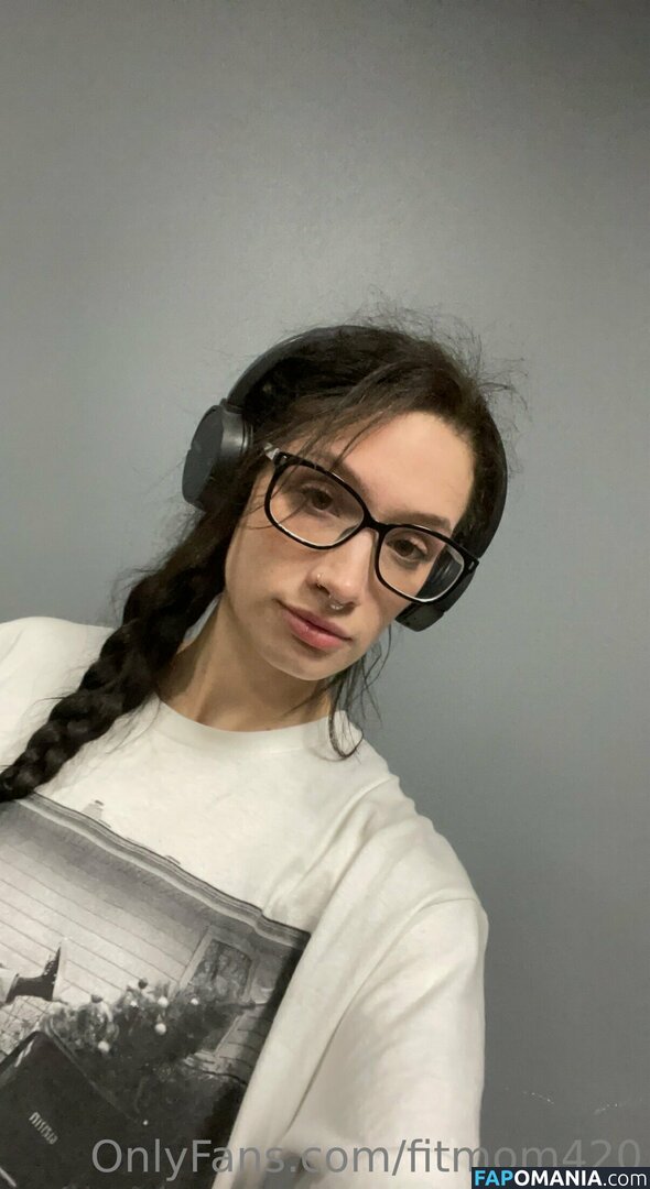Elizabeth / fitmom420 / fitmomology42 Naken OnlyFans  Läckta Foto #17