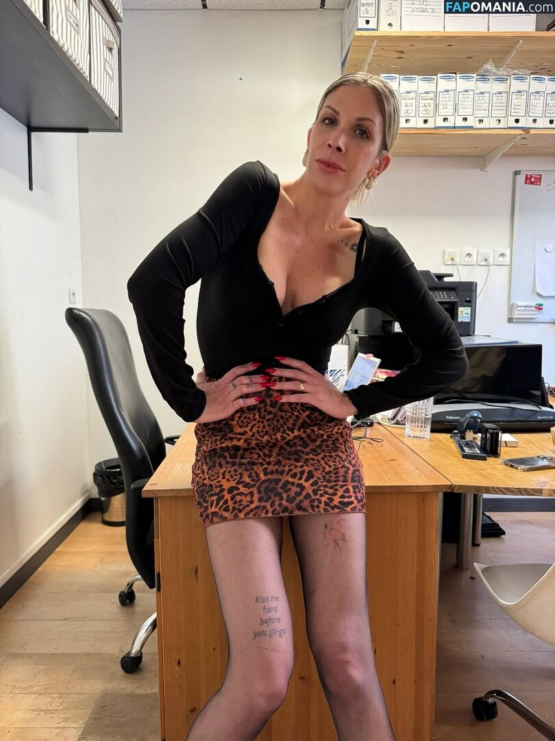 FK2_hard / bureaudefanny / fk2hard / https: Naken OnlyFans  Läckta Foto #8