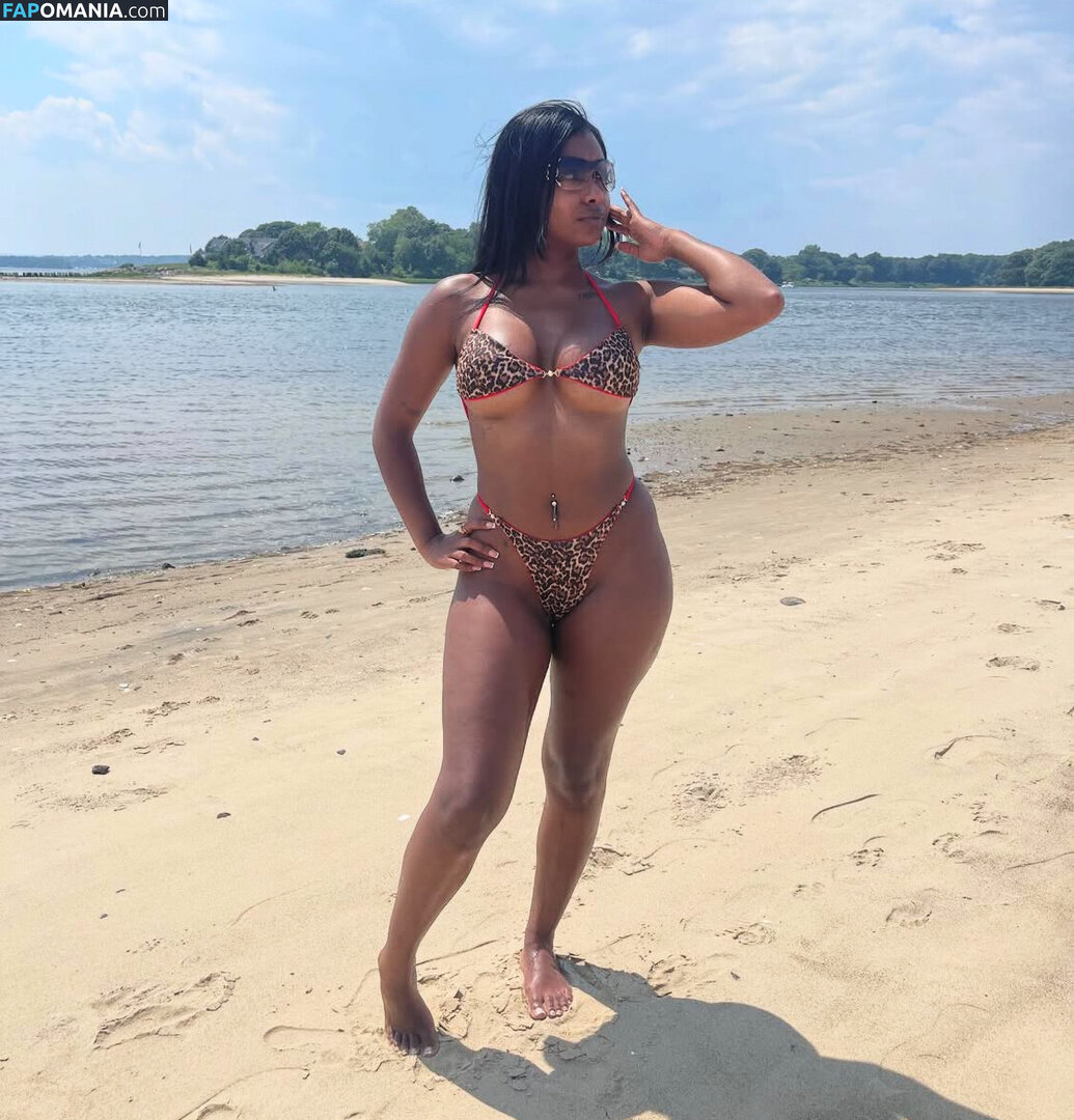 flo__pa Naken OnlyFans  Läckta Foto #4