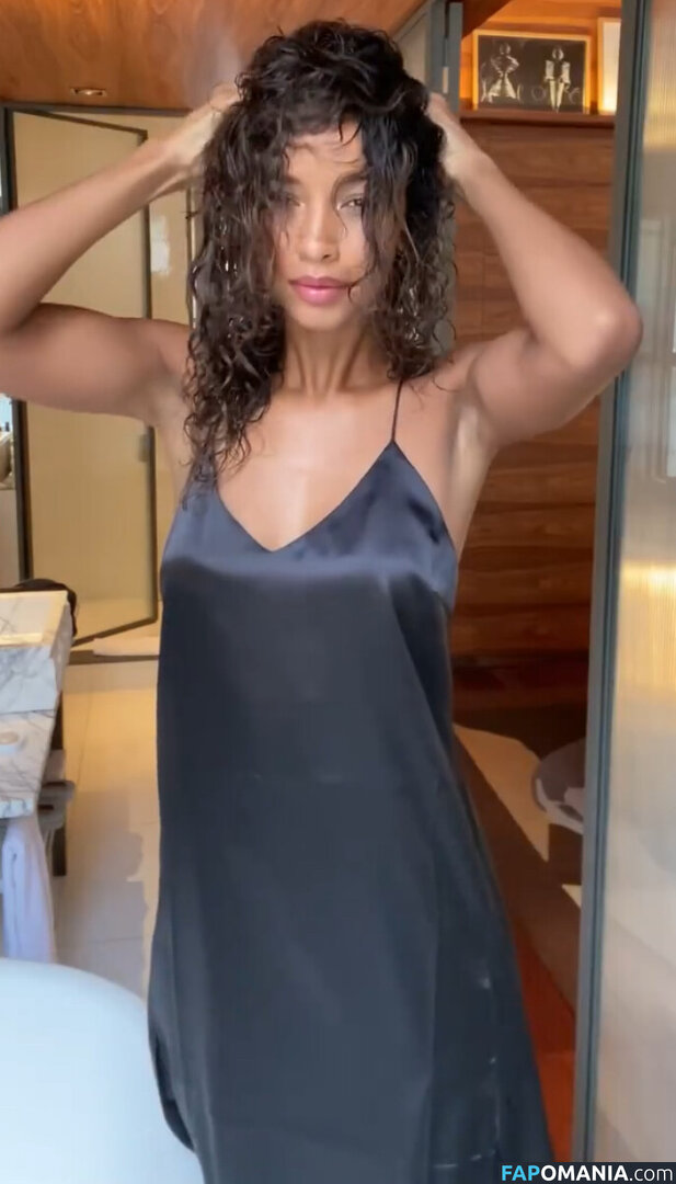 Flora Coquerel / floracoquerel Naken OnlyFans  Läckta Foto #19