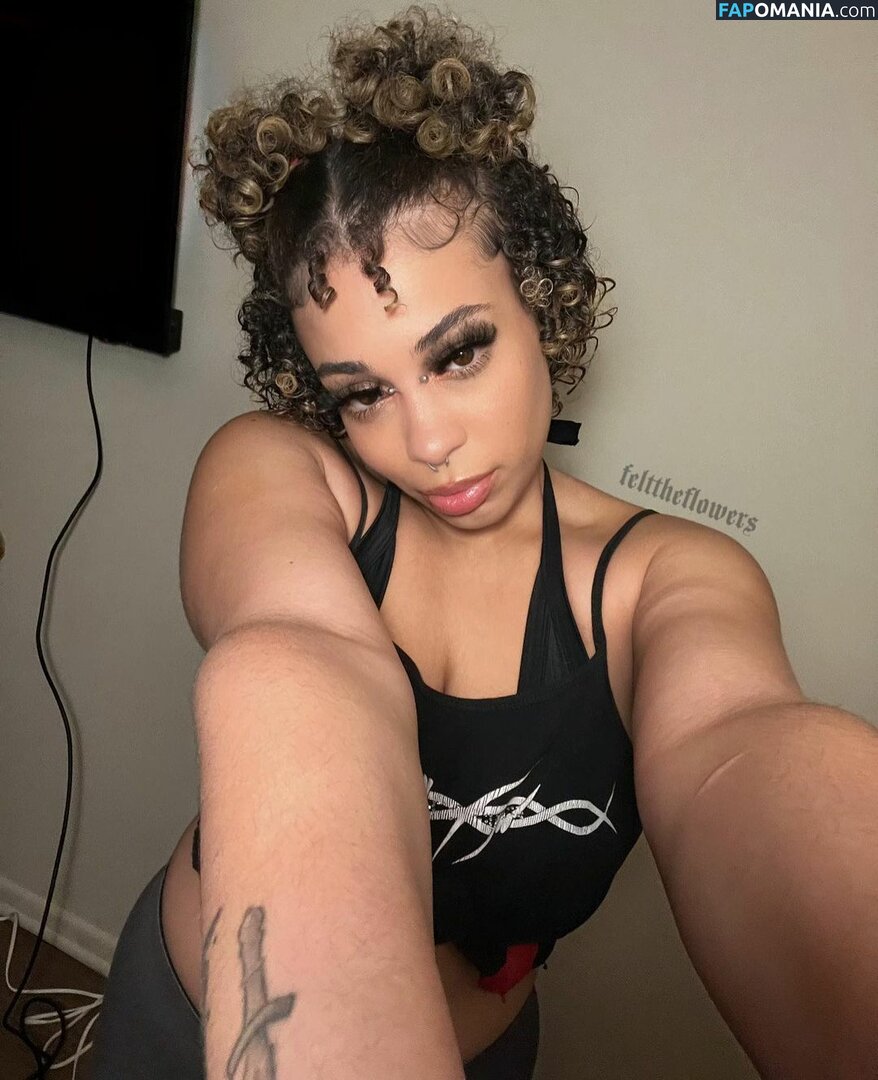 felttheflowers / flowers Naken OnlyFans  Läckta Foto #11